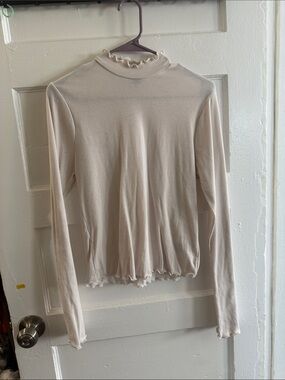 Old Navy Cream Lettuce-Edge Mock Neck Long Sleeve Top